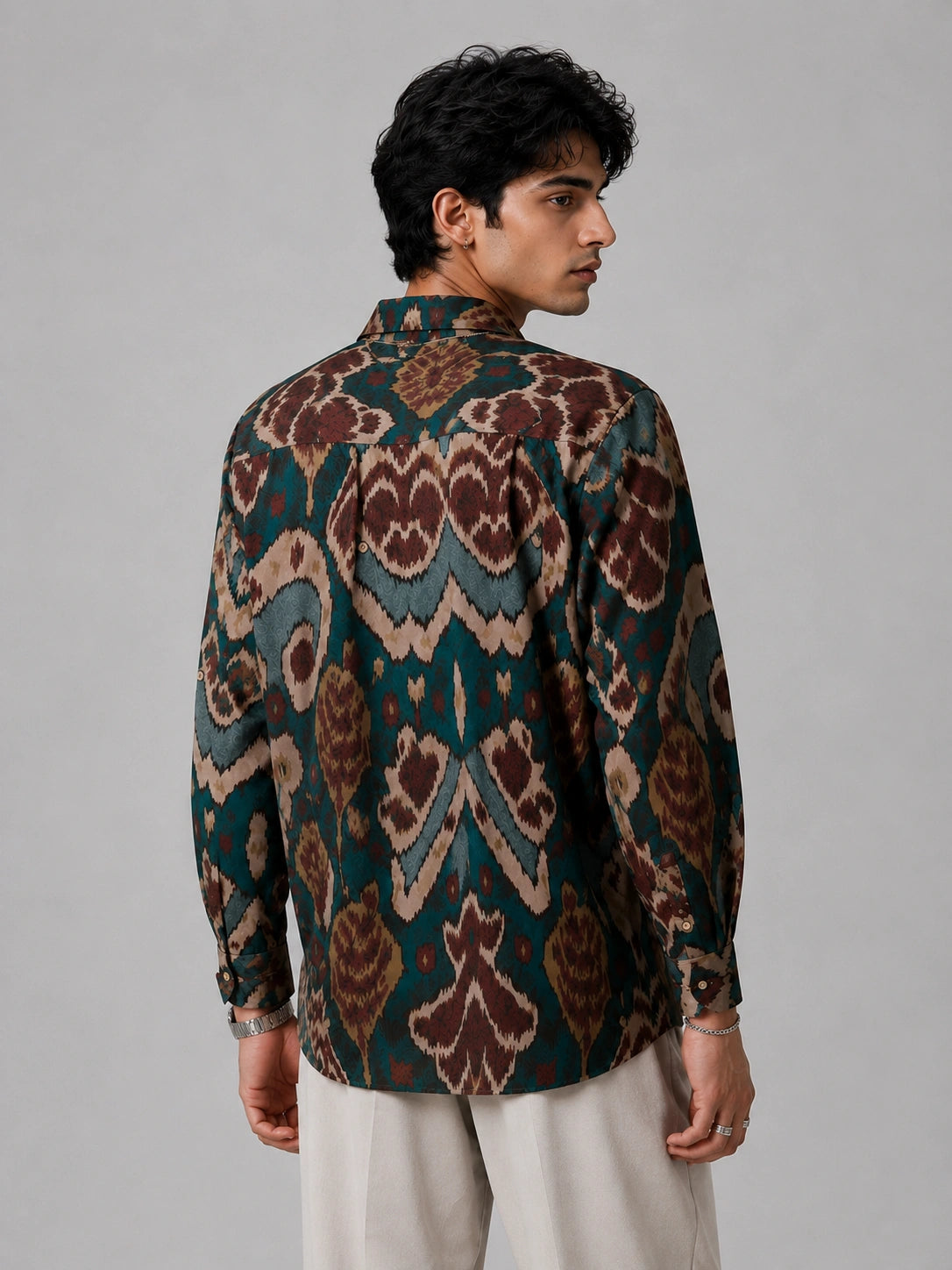 Multi Graffiti Universal Style – Unisex Shirt Collection