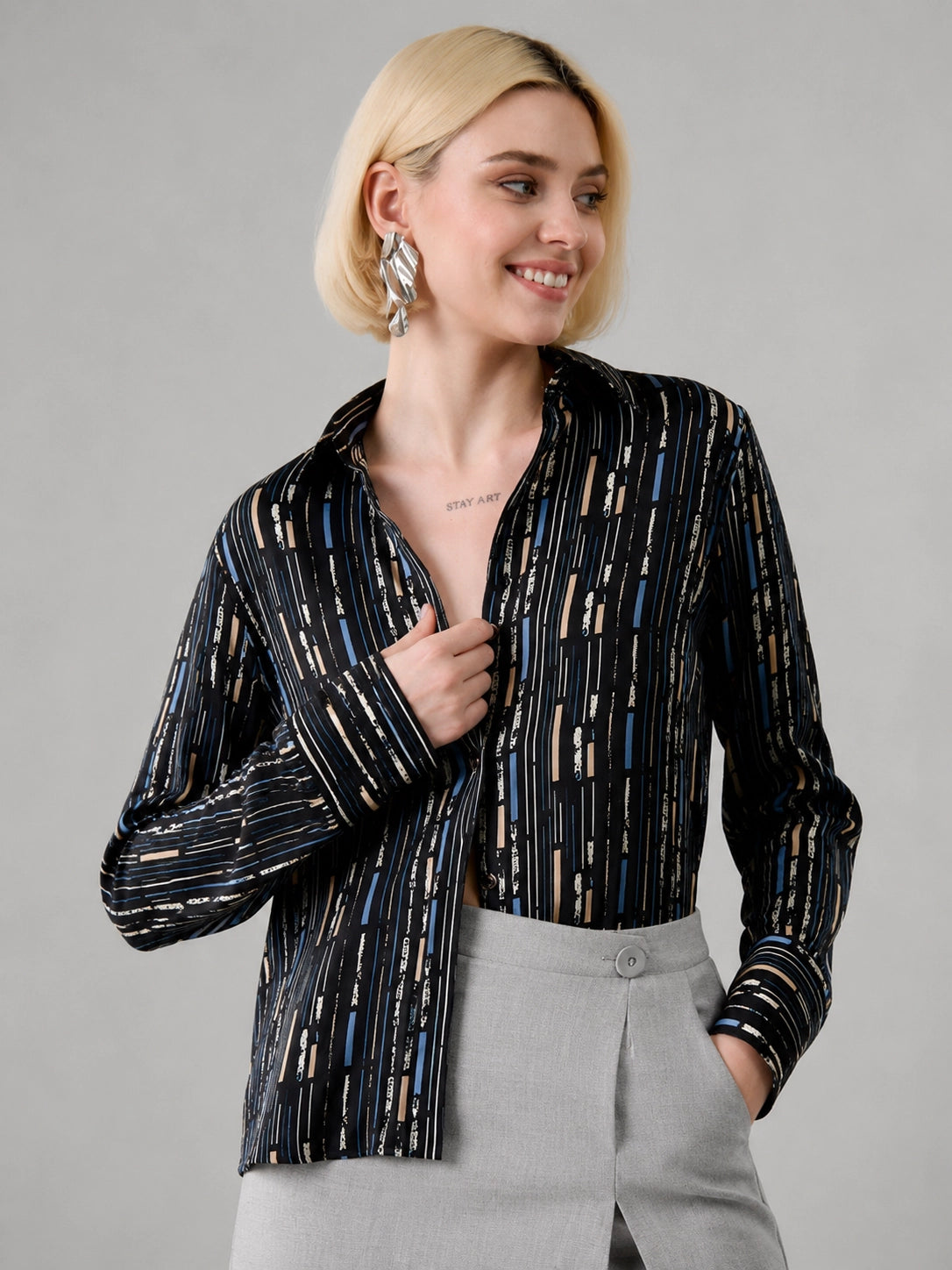 Black Lining Universal Style – Unisex Shirt Collection