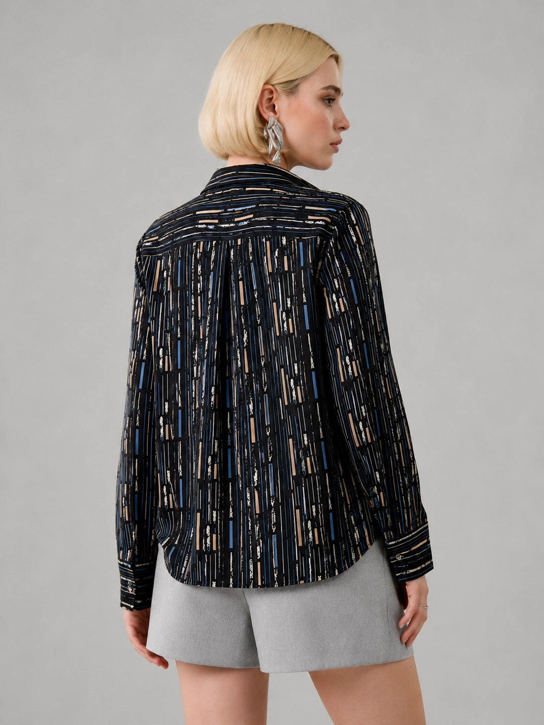 Black Lining Universal Style – Unisex Shirt Collection