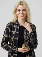 Black Rockery Universal Style – Unisex Shirt Collection
